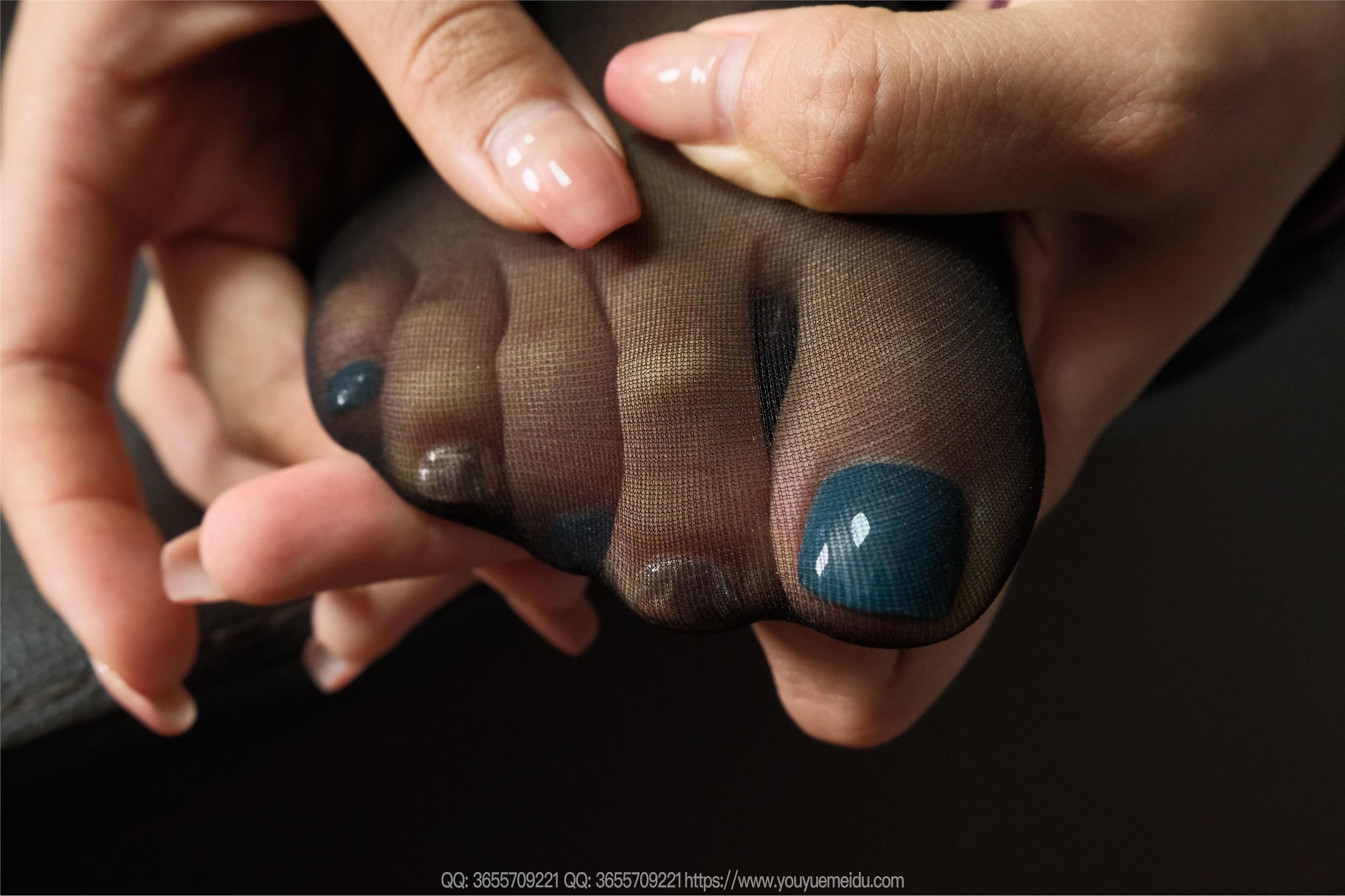 IESS异思趣向  2025.05.20 丝享家 2058 兔兔《诱惑半筒袜》